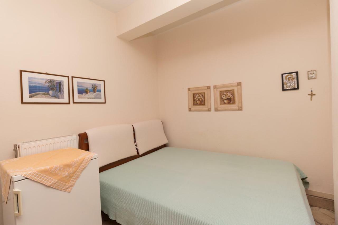 Kyrana Apartments Paliouri Luaran gambar